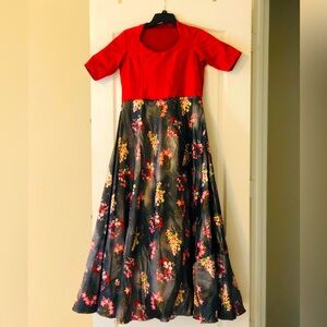 Chest 38,waist 34,length 56.like new condition.lots of margin inside to extend .